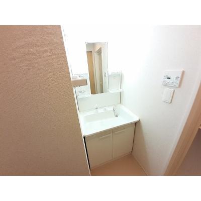 ロイヤルコート．花ノ木 203【管理NO：1-023106801-02030】 ★家具家電は申し込み後に搬入します★ ★2026年11月下旬入居可能★の物件画像