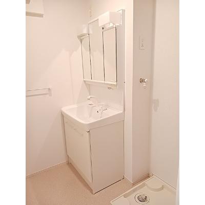 オアシス 105【管理NO：1-023301101-01040】 ★家具家電は申し込み後に搬入します★ ★2026年11月上旬入居可能★の物件画像