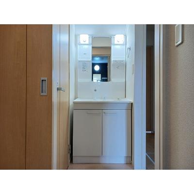アスウェル 102【管理NO：1-022146801-01020】 ★家具家電は申し込み後に搬入します★の物件画像