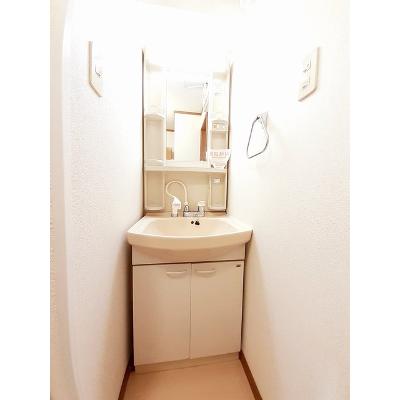 マノワールＡ 102【管理NO：1-007357601-01020】 ★家具家電は申し込み後に搬入します★ ★2026年11月下旬入居可能★の物件画像
