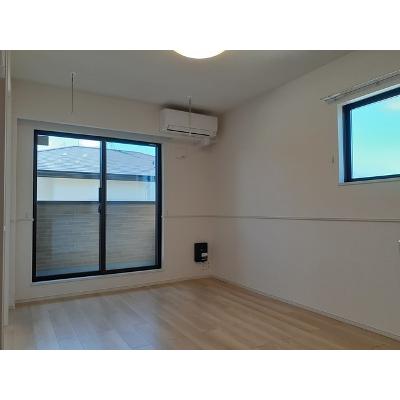 コッツ　ウォルズ　ガーデン 204【管理NO：1-027303301-02040】 ★家具家電は申し込み後に搬入します★ ★2026年12月中旬入居可能★の物件画像