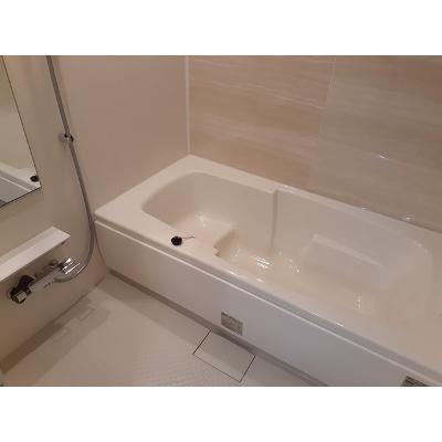 コッツ　ウォルズ　ガーデン 204【管理NO：1-027303301-02040】 ★家具家電は申し込み後に搬入します★ ★2026年12月中旬入居可能★の物件画像