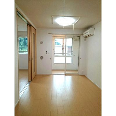 インプレス・Ｙ 204【管理NO：1-017131801-02040】 ★家具家電は申し込み後に搬入します★ ★2027年01月上旬入居可能★の物件画像