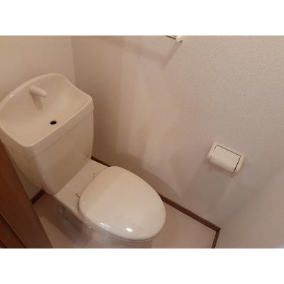 フローラリア 104【管理NO：1-011300901-01040】 ★家具家電は申し込み後に搬入します★ ★2026年11月下旬入居可能★の物件画像