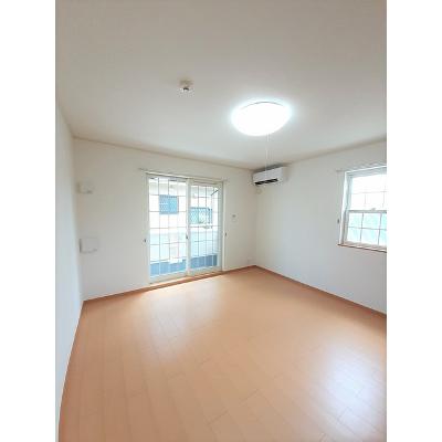 クリエンテ 105【管理NO：1-015035801-01050】 ★家具家電は申し込み後に搬入します★ ★2026年12月中旬入居可能★の物件画像