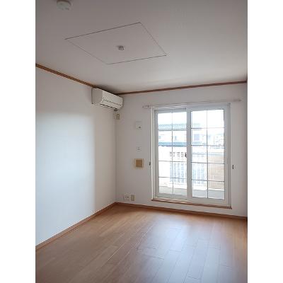 ラ・プラージュⅡ 203【管理NO：1-012801301-02030】 ★家具家電は申し込み後に搬入します★の物件画像