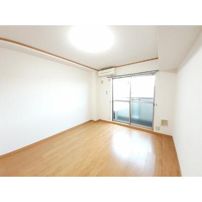 ヴィラフローラ 201【管理NO：1-012325501-02010】 ★家具家電は申し込み後に搬入します★ ★2026年12月上旬入居可能★の物件画像