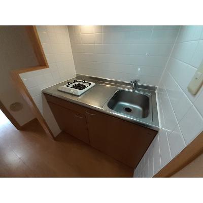 ヴィラフローラ 201【管理NO：1-012325501-02010】 ★家具家電は申し込み後に搬入します★ ★2026年12月上旬入居可能★の物件画像