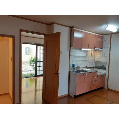 サニー　コート 102【管理NO：1-012768101-01020】 ★家具家電は申し込み後に搬入します★ ★2026年10月下旬入居可能★の物件画像