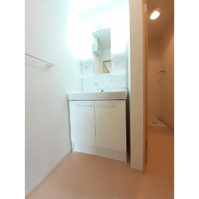 グラース　ヴァイオレット 201【管理NO：1-018554201-02010】 ★家具家電は申し込み後に搬入します★ ★2026年11月上旬入居可能★の物件画像