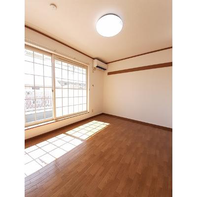 サン　パレス　クィーン 202【管理NO：1-010048502-02020】 ★家具家電は申し込み後に搬入します★ ★2026年12月中旬入居可能★の物件画像