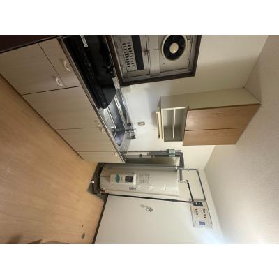 駅ちか！家具家電付き！広々居室！TM529の物件画像
