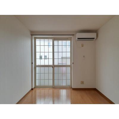 メープル 104【管理NO：1-010829601-01040】 ★家具家電は申し込み後に搬入します★ ★2026年12月中旬入居可能★の物件画像