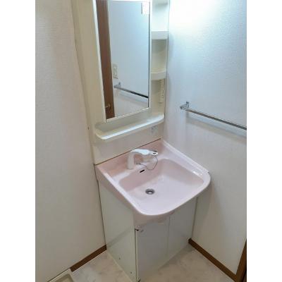 メープル 104【管理NO：1-010829601-01040】 ★家具家電は申し込み後に搬入します★ ★2026年12月中旬入居可能★の物件画像
