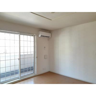 セカンド・ストリーム 102【管理NO：1-017066901-01020】 ★家具家電は申し込み後に搬入します★ ★2026年12月上旬入居可能★の物件画像