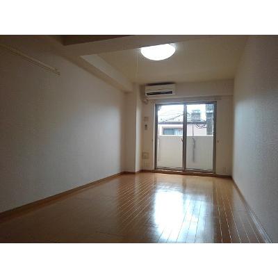 カーサ　ドルチェ 305【管理NO：1-015256601-03050】 ★家具家電は申し込み後に搬入します★ ★2026年11月上旬入居可能★の物件画像