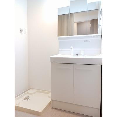 ランタナ 301【管理NO：1-028325101-03010】 ★家具家電は申し込み後に搬入します★ ★2026年11月上旬入居可能★の物件画像