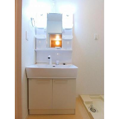 ポム・フルール 204【管理NO：1-023472201-02040】 ★家具家電は申し込み後に搬入します★ ★2026年12月中旬入居可能★の物件画像