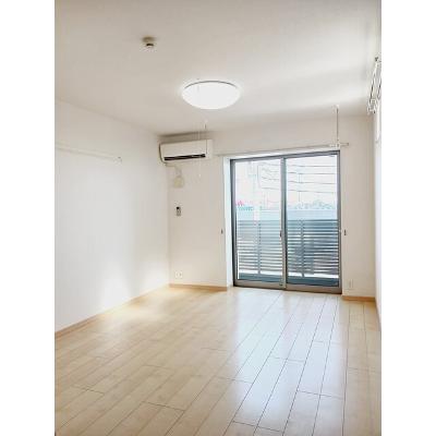 ヴェスペリア 303【管理NO：1-018257601-03030】 ★家具家電は申し込み後に搬入します★ ★2026年12月中旬入居可能★の物件画像