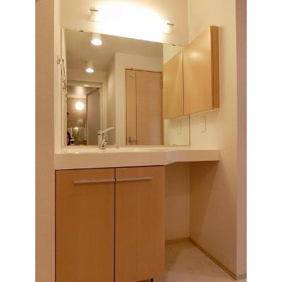 トーゴＹ 103【管理NO：1-020258001-01030】 ★家具家電は申し込み後に搬入します★ ★2026年12月中旬入居可能★の物件画像