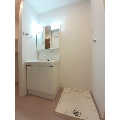サンフラワーＢ 203【管理NO：1-027609902-02030】 ★家具家電は申し込み後に搬入します★ ★2026年11月上旬入居可能★の物件画像