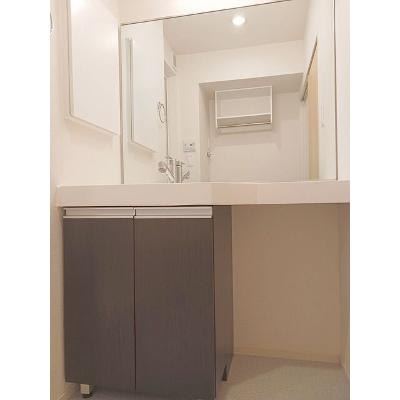 ナリッシュＣ 105【管理NO：1-023482901-01040】 ★家具家電は申し込み後に搬入します★の物件画像