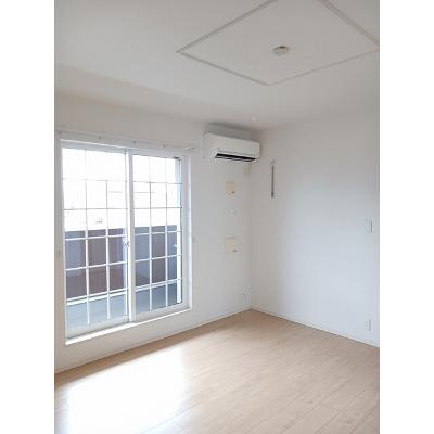 エテルノ　イーリス 205【管理NO：1-022554901-02040】 ★家具家電は申し込み後に搬入します★ ★2026年11月中旬入居可能★の物件画像