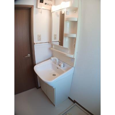 フラワーガーデン片西 101【管理NO：1-011718301-01010】 ★家具家電は申し込み後に搬入します★ ★2026年12月上旬入居可能★の物件画像