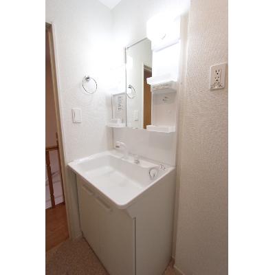 ラパン　ノアール 202【管理NO：1-021694102-02020】 ★家具家電は申し込み後に搬入します★ ★2026年10月下旬入居可能★の物件画像
