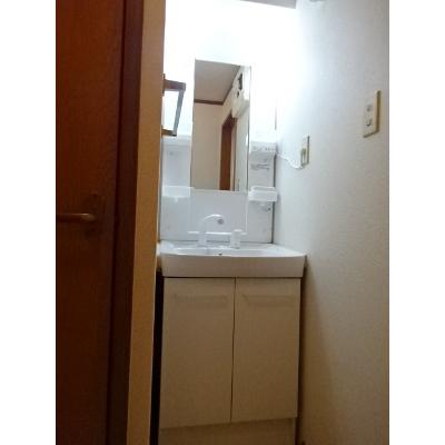 フラワータウンＣ 103【管理NO：1-007529402-01030】 ★家具家電は申し込み後に搬入します★ ★2026年11月下旬入居可能★の物件画像