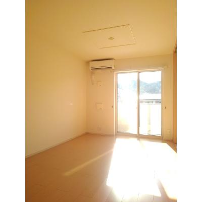 サンライズ岩山 203【管理NO：1-019858101-02030】 ★家具家電は申し込み後に搬入します★ ★2026年12月上旬入居可能★の物件画像