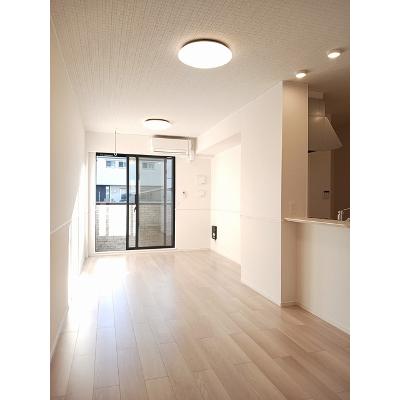 シャン　メール 103【管理NO：1-027545001-01030】 ★家具家電は申し込み後に搬入します★ ★2026年11月中旬入居可能★の物件画像
