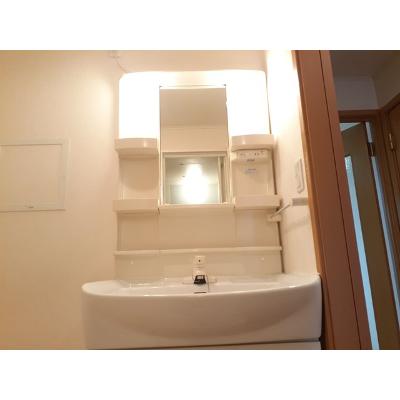 ブローテ 201【管理NO：1-014352801-02010】 ★家具家電は申し込み後に搬入します★ ★2027年01月中旬入居可能★の物件画像