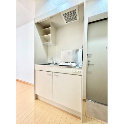 マンスリー新都心西新宿第８【Ｗｉ-Ｆｉ無制限・外国人可】＜寝具・キッチン用品代込＞の物件写真4