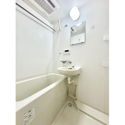 マンスリー新都心西新宿第８【Ｗｉ-Ｆｉ無制限・外国人可】＜寝具・キッチン用品代込＞の物件写真5