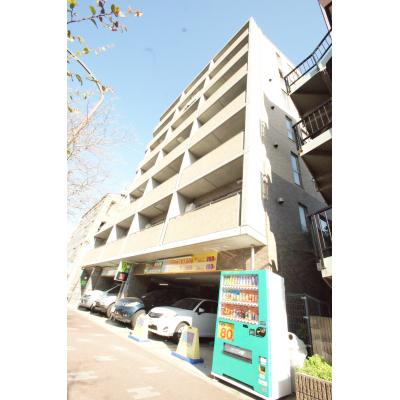 メゾンドシャルマン【102号室】駅チカ２駅５路線利用可で利便性◎　敷地内LUUPあり！　【インターネット無料・カード決済可・安心のオートロックつき！】コンビニ至近🚙の物件画像