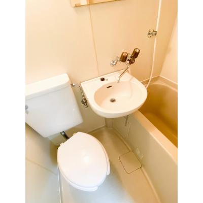 ●2026年4月8日から入居可●ユニオンマンスリー新宿３　319　1R・セミダブル☆人気のデスク＆チェア付き♪■新宿駅・新宿西口駅・西新宿駅利用できます♪の物件画像