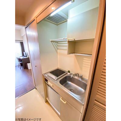 ●2026年2月6日から入居可●ユニオンマンスリー横浜駅西口１　705　1R・シングル☆上層階で眺めのいいお部屋♪安心のオートロック完備♪人気のデスク＆チェア付き♪の物件画像