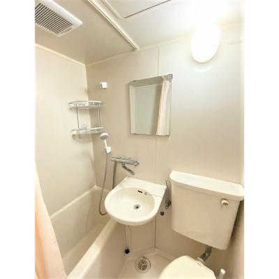 ユニオンマンスリー横浜・白楽１　205　1R・シングル☆■安心のオートロック完備♪デスク＆チェア付きでテレワークにもおすすめ♪■東急東横線利用で渋谷・横浜まで乗換なしでアクセスの物件画像