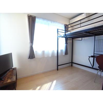 Bizroom／エルマーナB　2016年築のキレイな物件です！ネット無料！！の物件画像