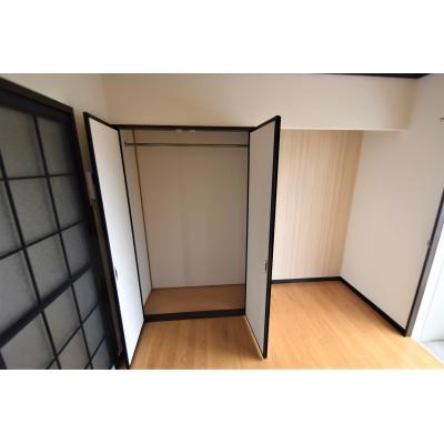 プルーシオスの物件画像