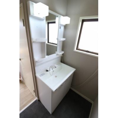 Bizroom／松本ビル301【アクセス◎】駅近のバス・トイレ別マンション！の物件画像