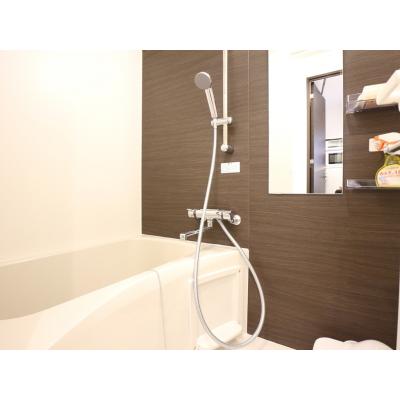 【TM新橋SIX/SD1】大門徒歩６分・築浅・独立洗面・ネットWi-Fi無制限無料・テレワークにも♪の物件画像