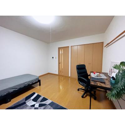 ☆新着☆【駐車場付き物件🚘】【問屋町テラス徒歩7分🍝☕🍽】LS辰巳Aの間取り図