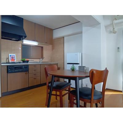 淡路島津名一宮IC車4分🚙駐車場1台込✨2LDK2名入居可！ドラッグストア徒歩2分🛒Wifi無料👍【M016】の間取り図