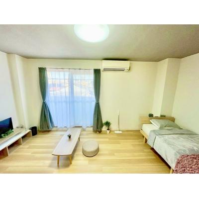 【名古屋市熱田区/日比野駅徒歩約8分/角部屋/バストイレ別・独立洗面台/洋室9.4帖】アベニュー野立 ファミマンの間取り図