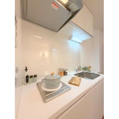 グランマンスリー水戸宮町ⅢR303【水戸駅北口徒歩約8分！ネット無料！RC造マンション！敷地内駐車場あり（台数限定、別料金）バストイレ別！★（注）線路沿いの物件なので多少電車の通行音はします。】の間取り図