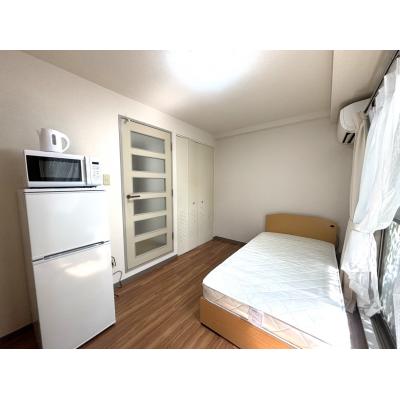 🔷🔹🔸🔶⭐駅徒歩5分⭐2人入居可！1Kタイプ⭐近隣に商業施設多数！⭐SRC造⭐【禁煙&Wi-Fi無料】⭐🔶🔸🔹🔷「K37」の間取り図