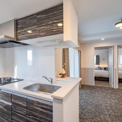 住一　神戸元町店　新築ラグジュアリー2LDK｜49㎡×クイーン2台｜設備フル完備・三宮までアクセス良好の間取り図