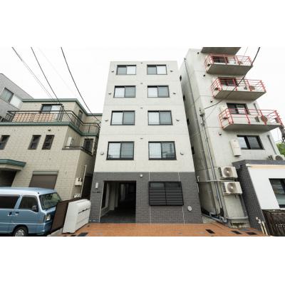 羽田空港・品川駅まで電車で1本/駅前にショッピングモールあり/Ferio蒲田II401の地図画像